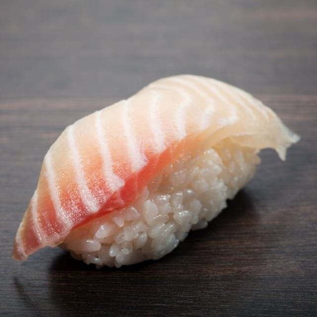 Tuna (Maguro).